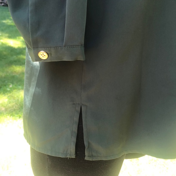 •Vince Camuto• green & black blouse EUC!! - Picture 8 of 8